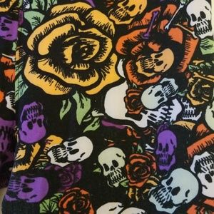 LuLaRoe Ed Hardy Inspired Rose Skull Leggings